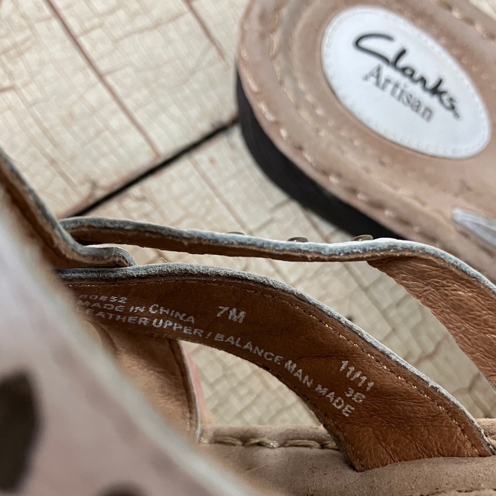 Clark’s women’s sandals - Picture 7 of 8